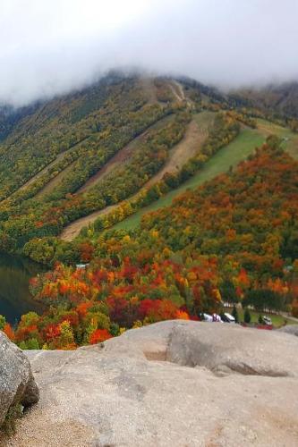 2019 Weekly Planner Mountain View Lake Boulder 134 Pages