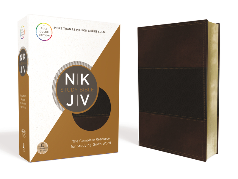 NKJV Study Bible, Leathersoft, Brown/Navy, Full-Color Edition: Full-Color Edition