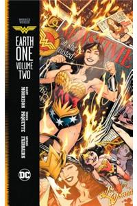 Wonder Woman: Earth One Volume 2