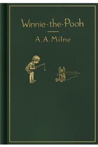 Winnie-The-Pooh: Classic Gift Edition