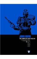 Judge Dredd: The Complete Case Files 04